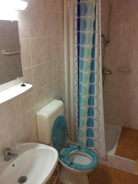 Agi Panzio Obuda Bed & Breakfast Budapest Room photo